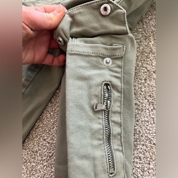 BLANKNYC The Reade Crop Green Crop Skinny Mid Rise Cargo Pants Size 27 - Picture 6 of 11